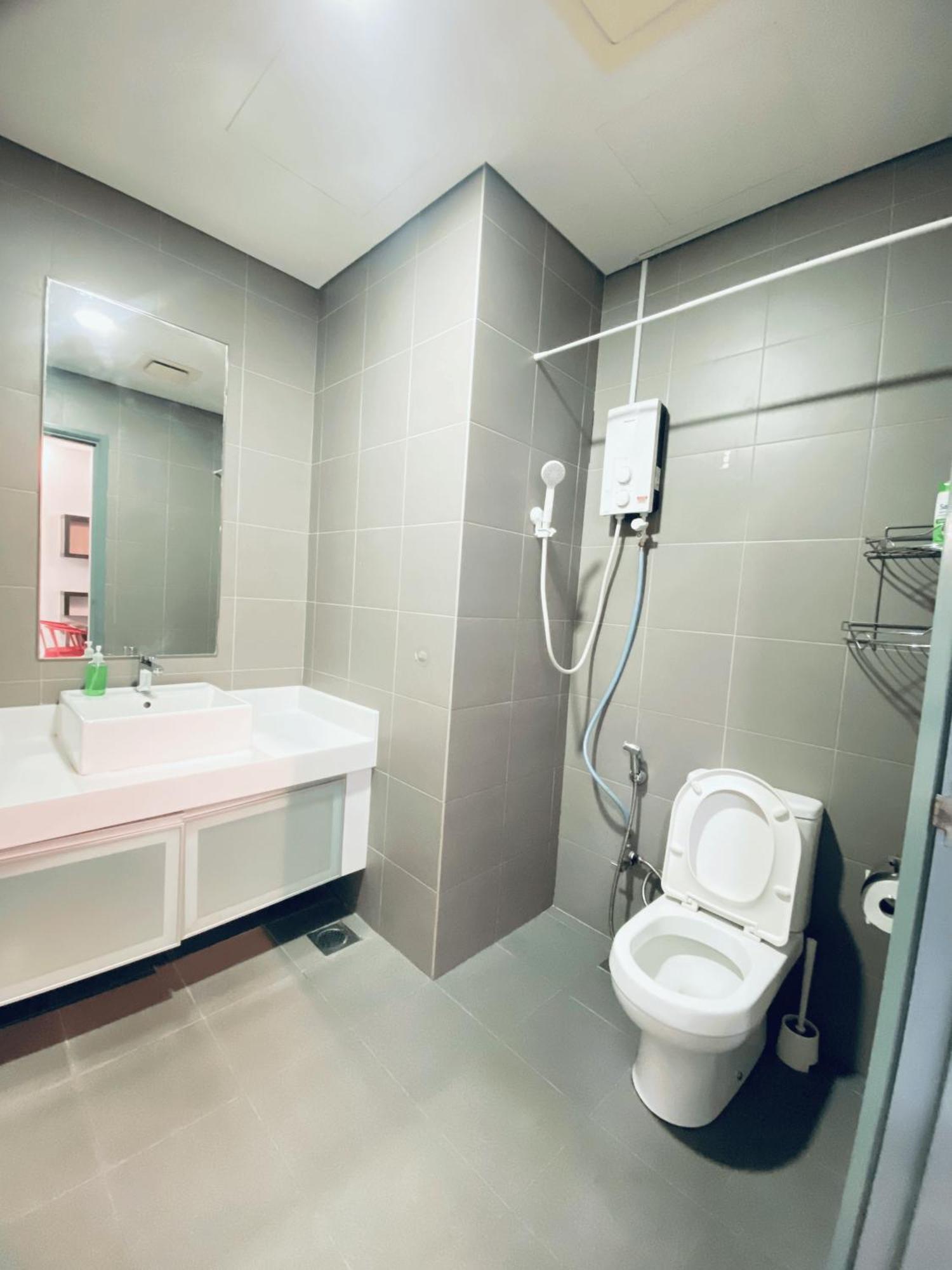 Mercu Summer Suites Klcc By Grihoz Kuala Lumpur Chambre photo